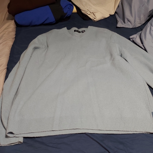 Sweater - Picture 3 of 3